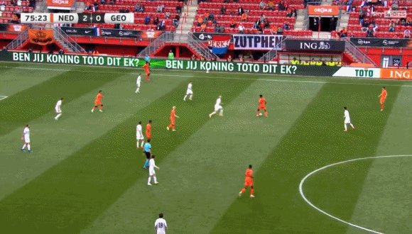 1623006800013094369.gif